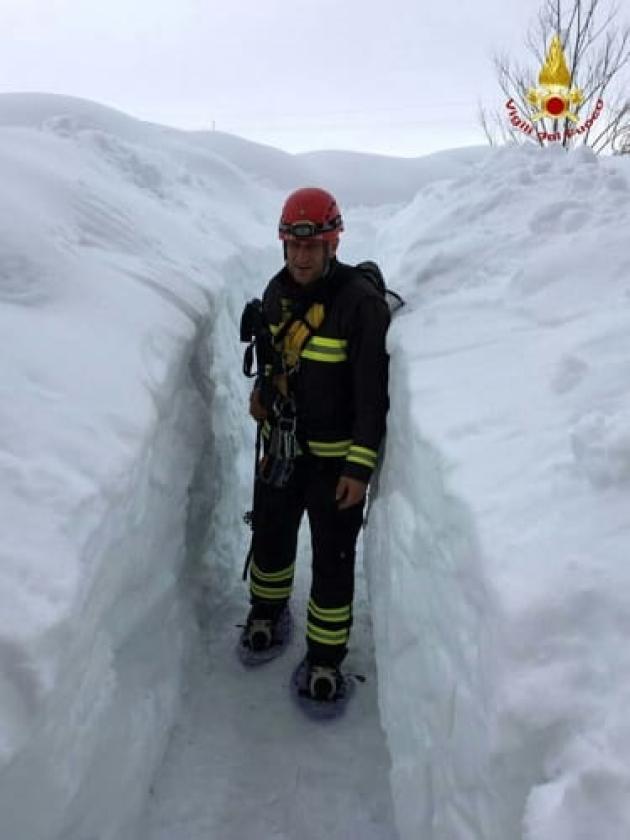vigili del fuoco neve (6)