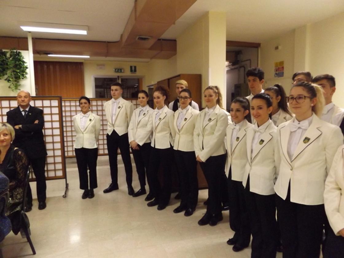 ALBERGHIERO Favaro e i suoi ragazzi di sala