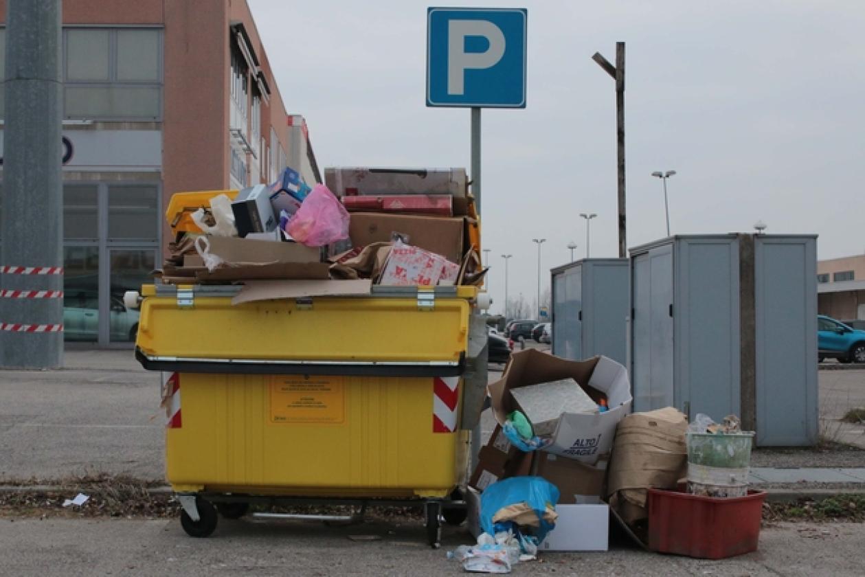 La Fattoria Immondizia 4