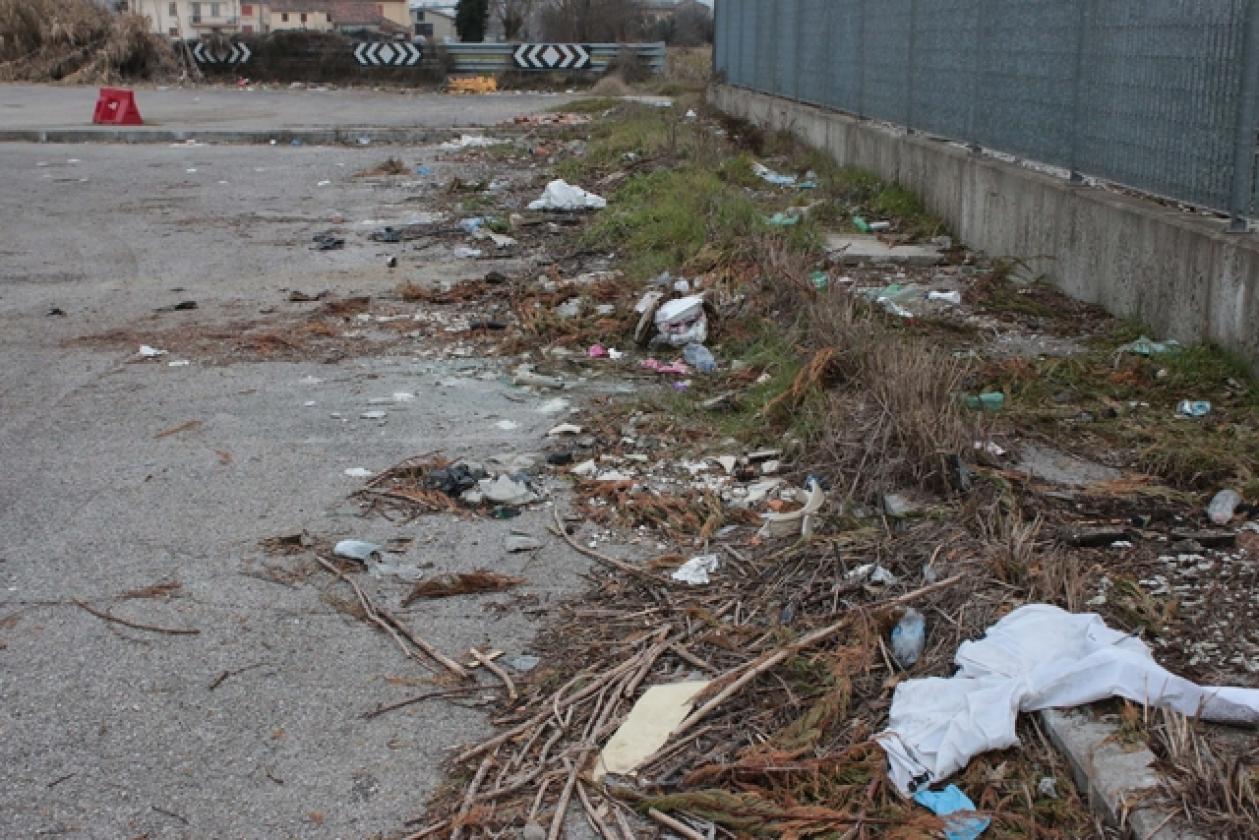 Via Grandi Immondizia 5