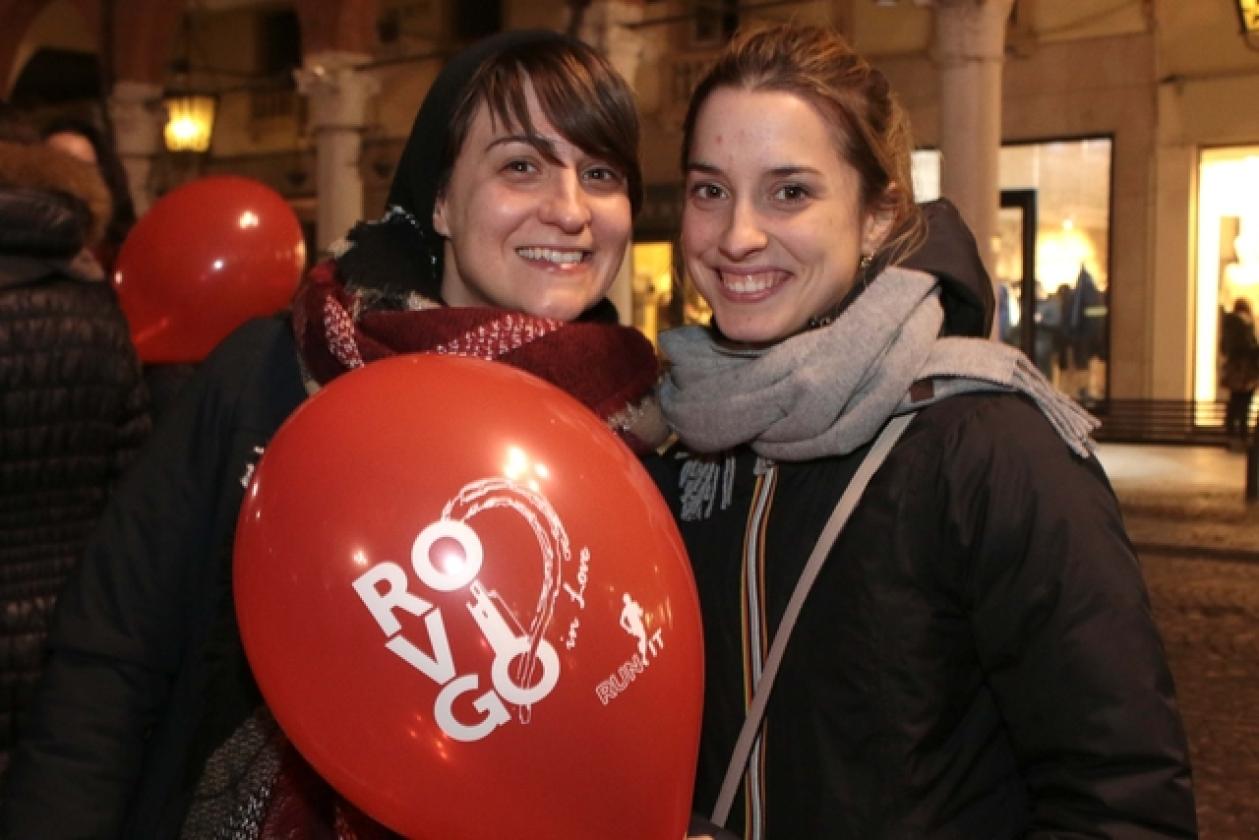 Flash Mob Violenza sulle Donne Piazza 5