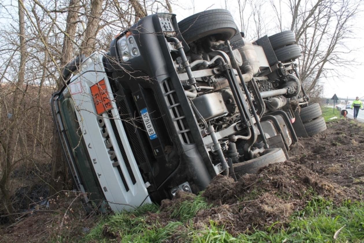 Porto Viro incidente Camion 11