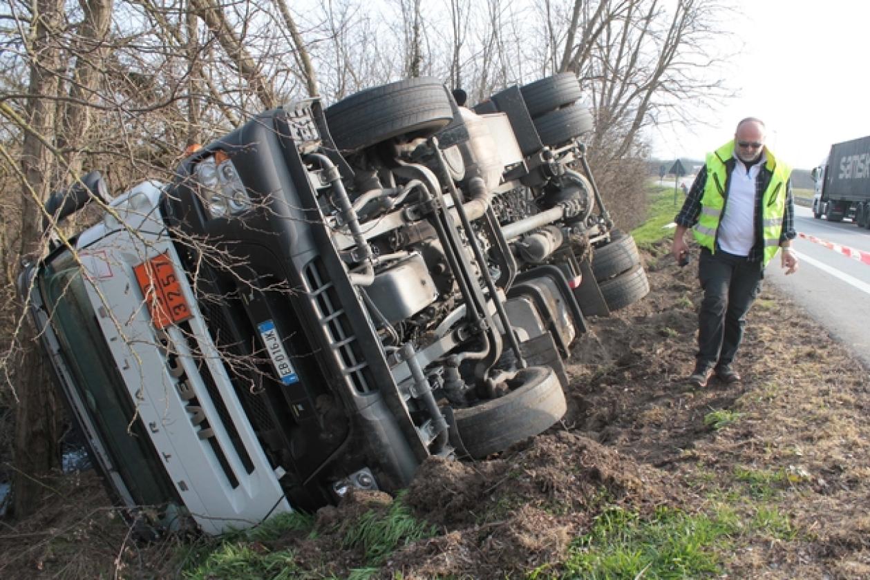 Porto Viro incidente Camion 12