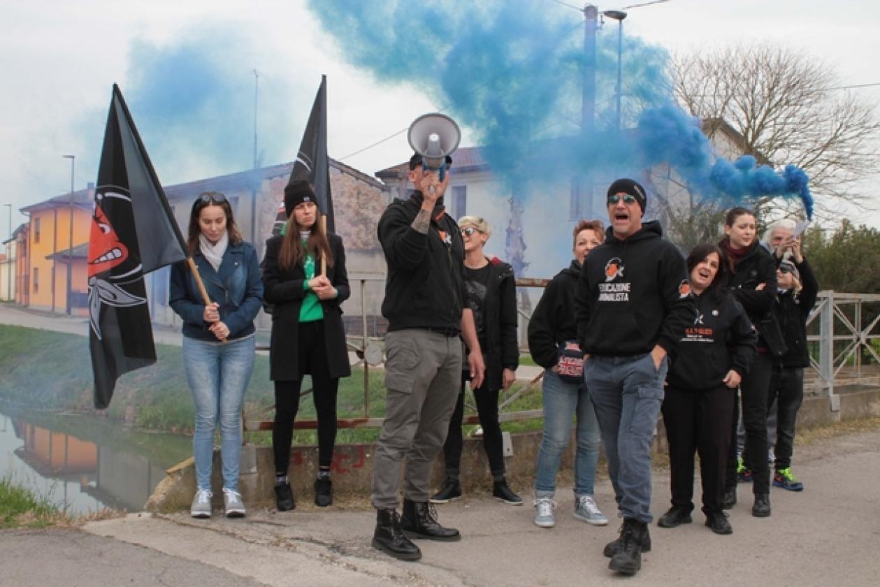 Protesta Allevamento Visoni Villadose 9