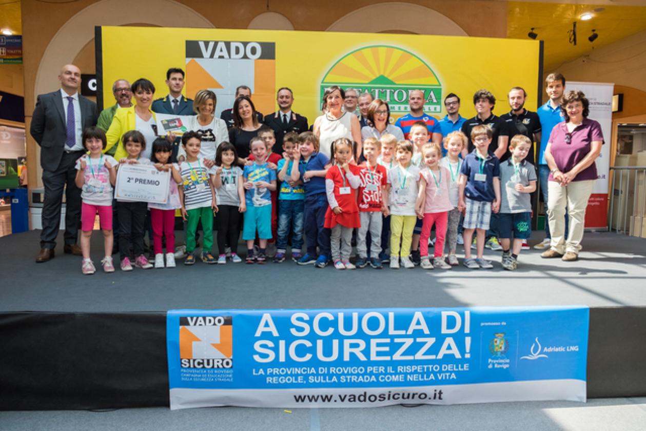 2°CLASSIFICATO-Scuola-dell'Infanzia-Bottoni---Papo