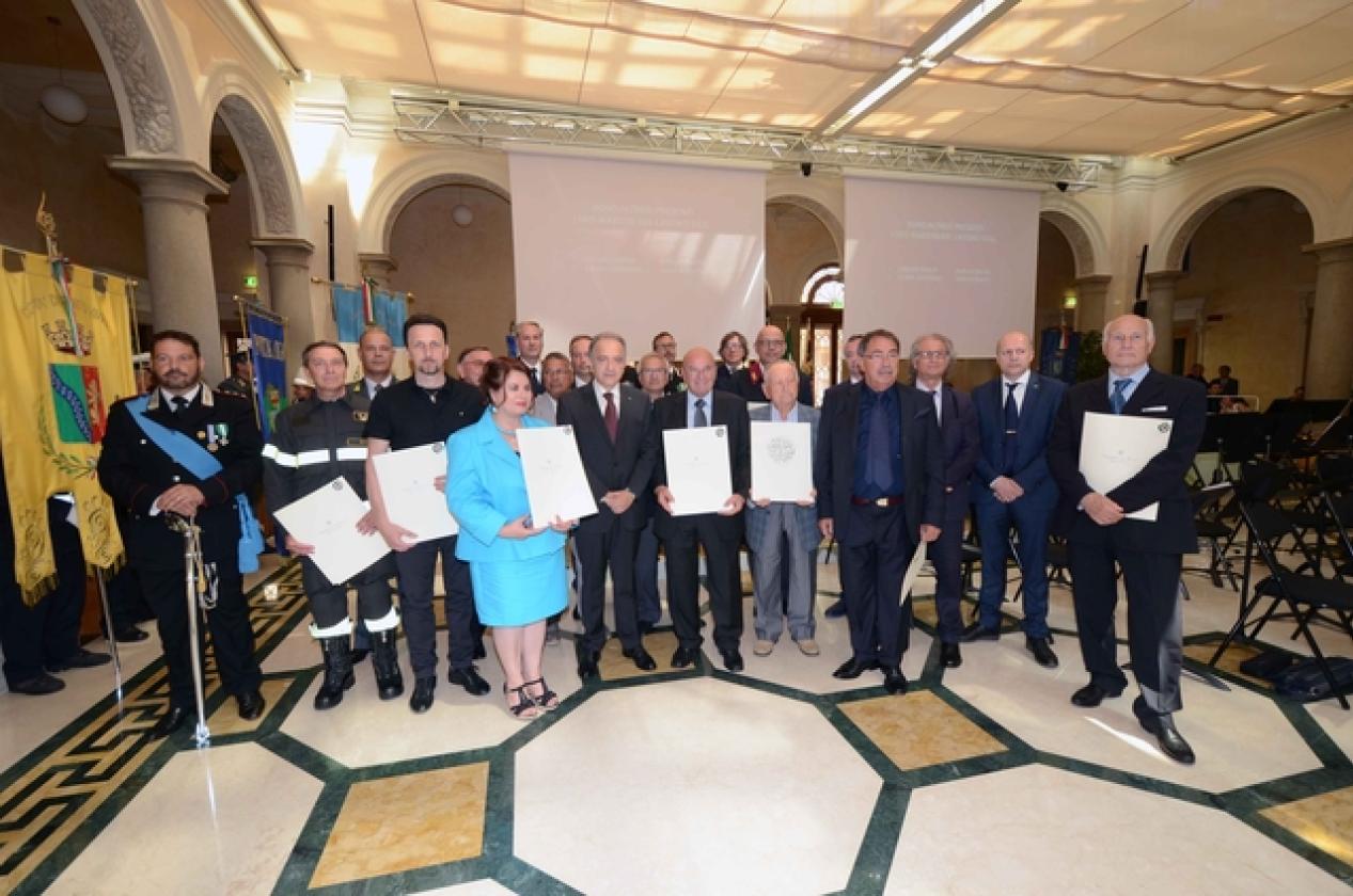 Due giugno premiazioni (4)