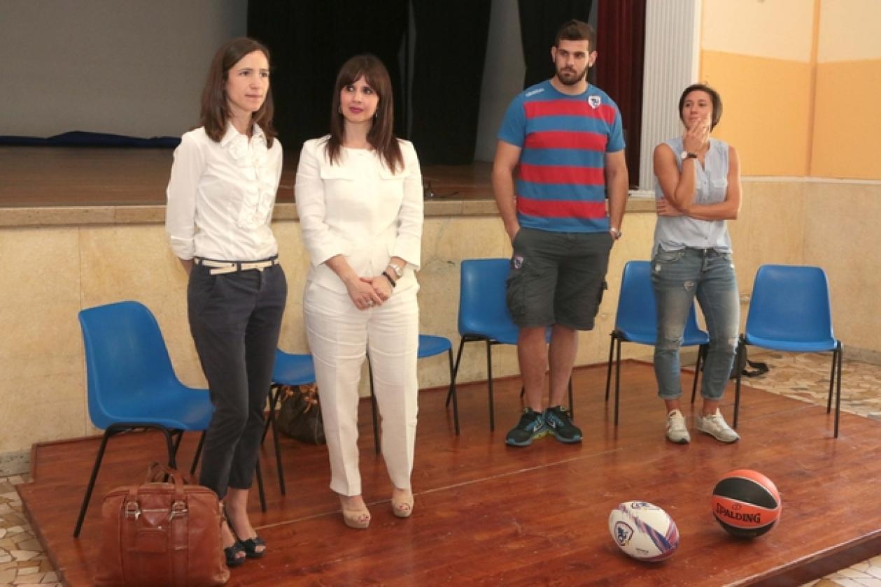 Muoviti Muoviti Scuola Sichirollo La Voce 1