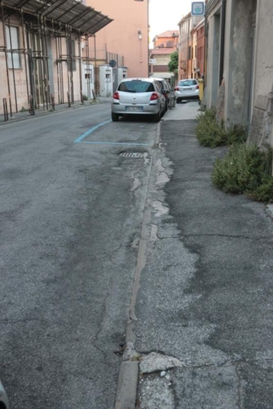 Via Donatoni 17