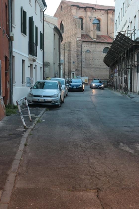 Via Donatoni 3