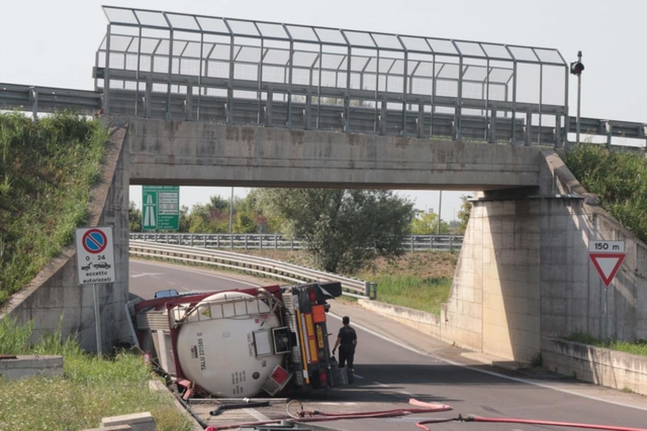 Transpolesana Villamarzana Camion 0