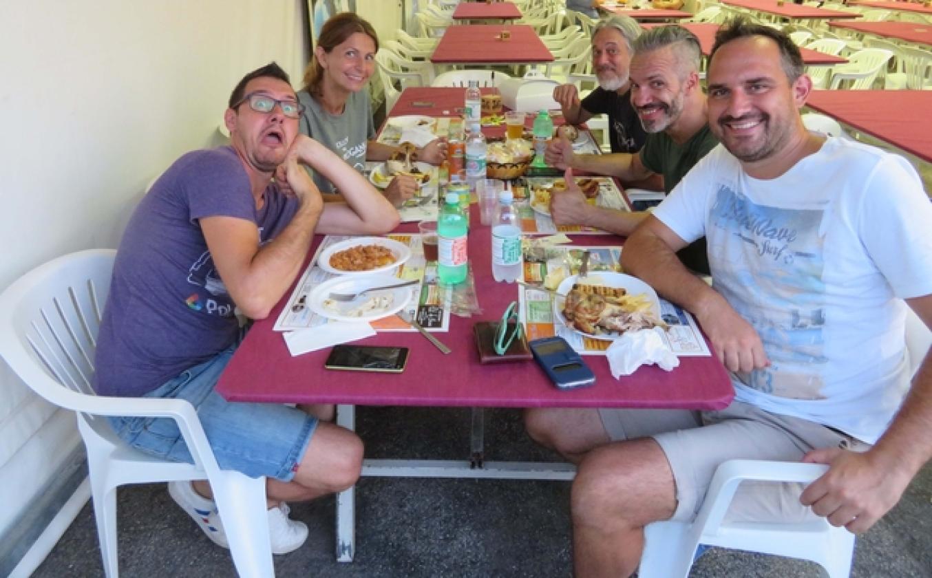 Il richiamo della buona tavola per gli artisti pri