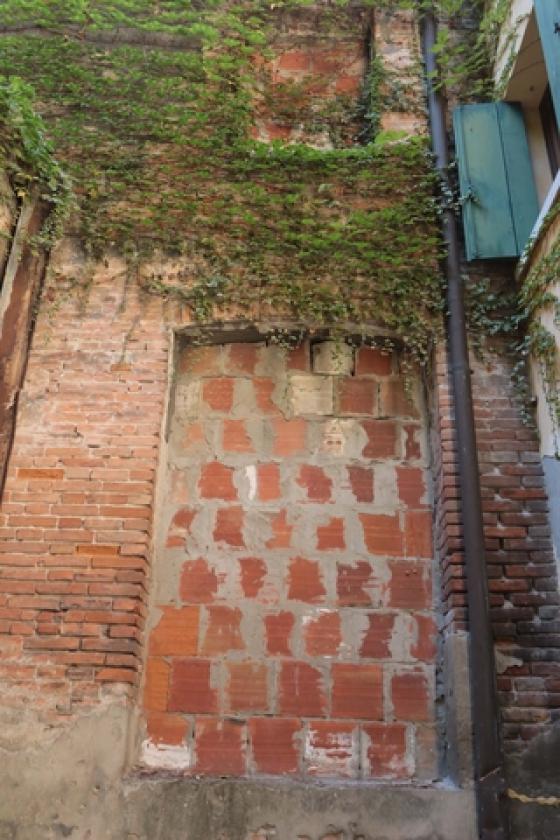 Piazza Roma 12