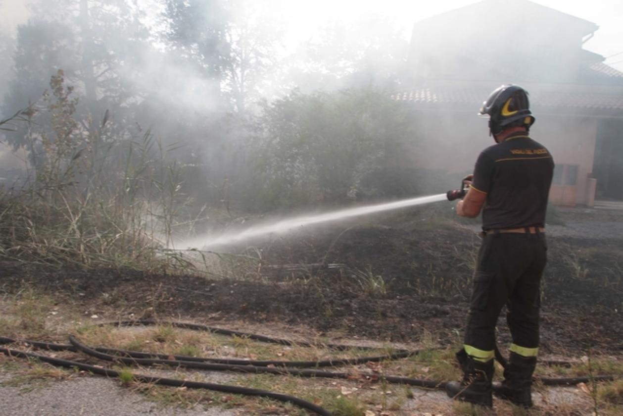 Incendio Villadose Vigili del Fuoco 2