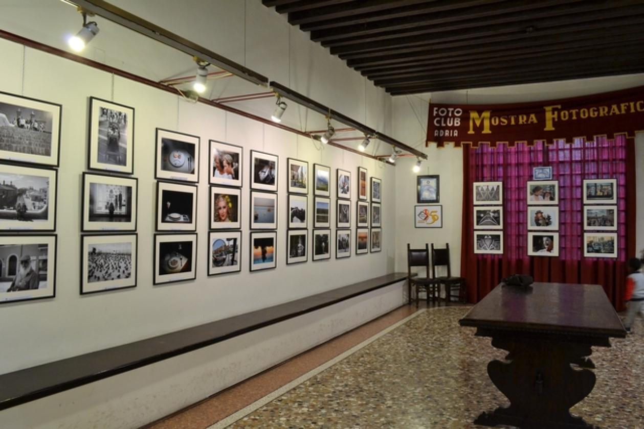 FOTOCLUB Uno scorcio della mostra