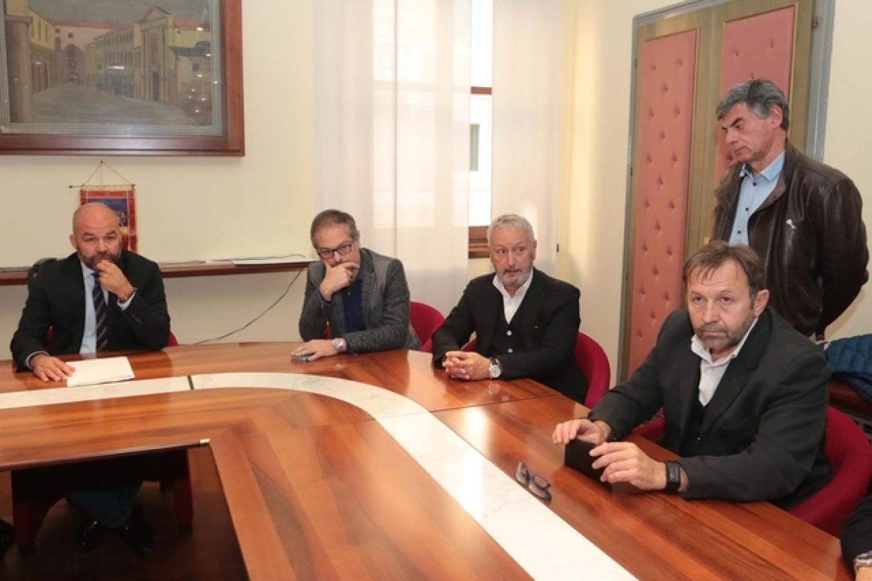 Sicc Protesa Provincia Sindacati 10
