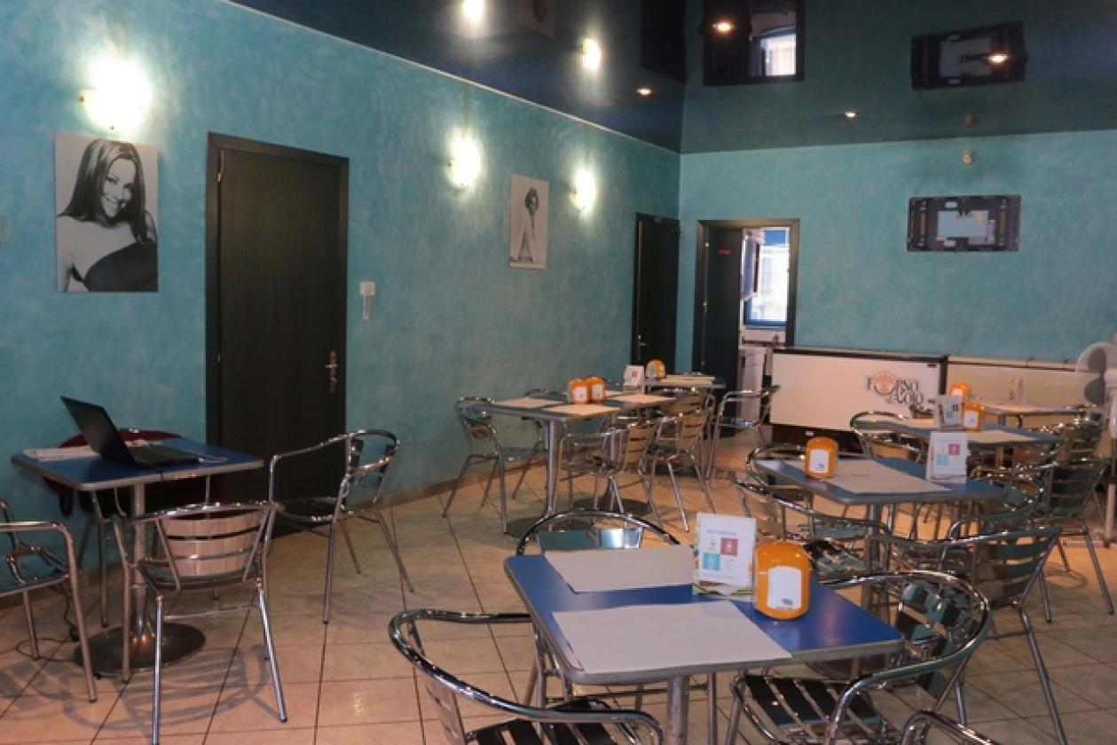 fashion cafe 4