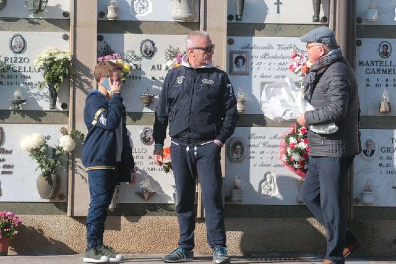 Cimitero 6