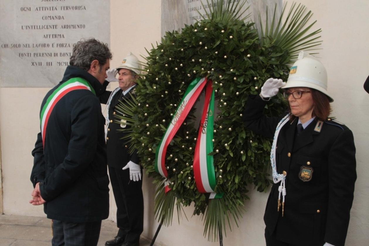 Festa delle Forze Armate Piazza Vittorio E II 11