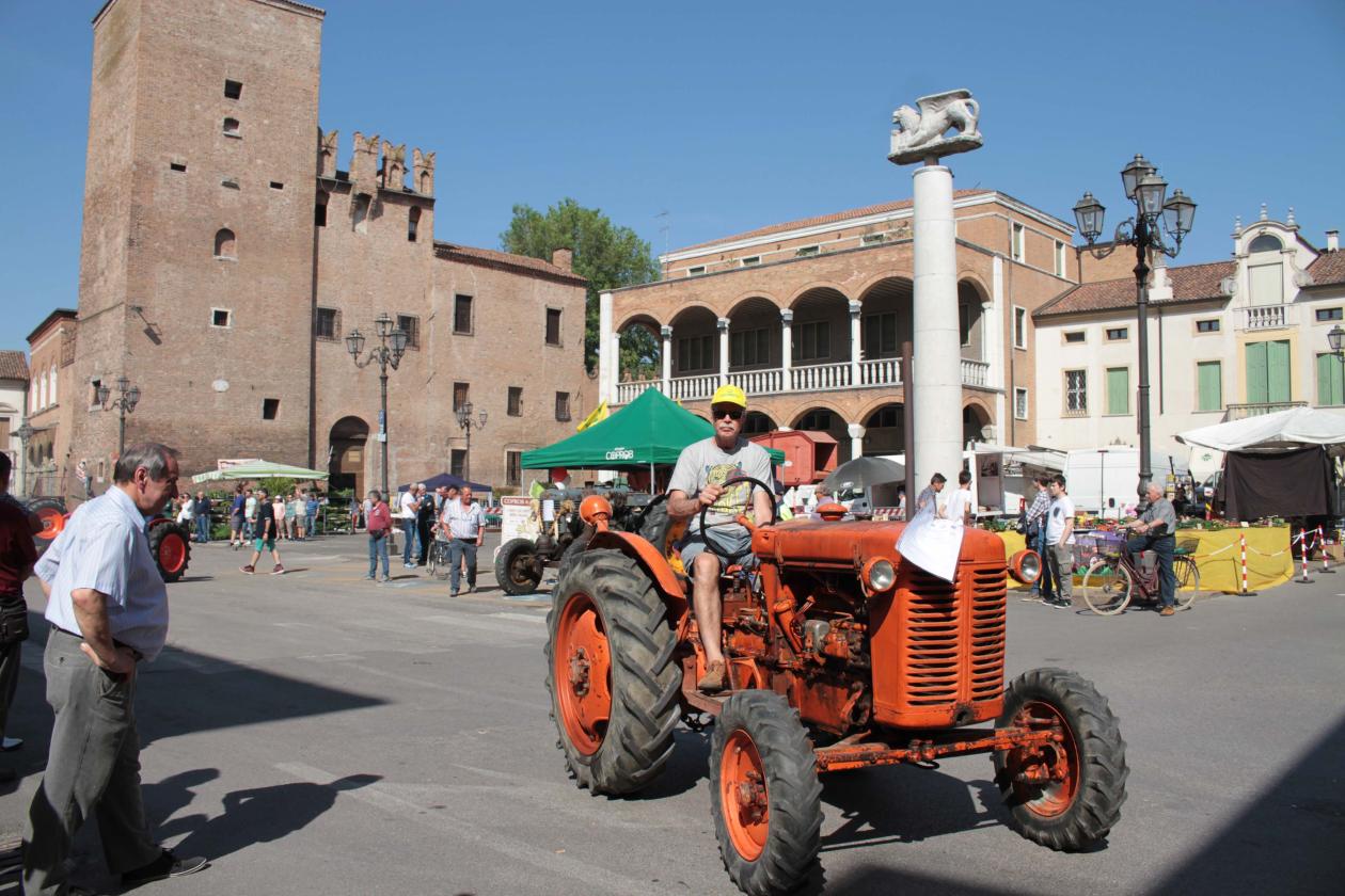 trattoraduno d'epoca lendinara_25 aprile 2018 (18)