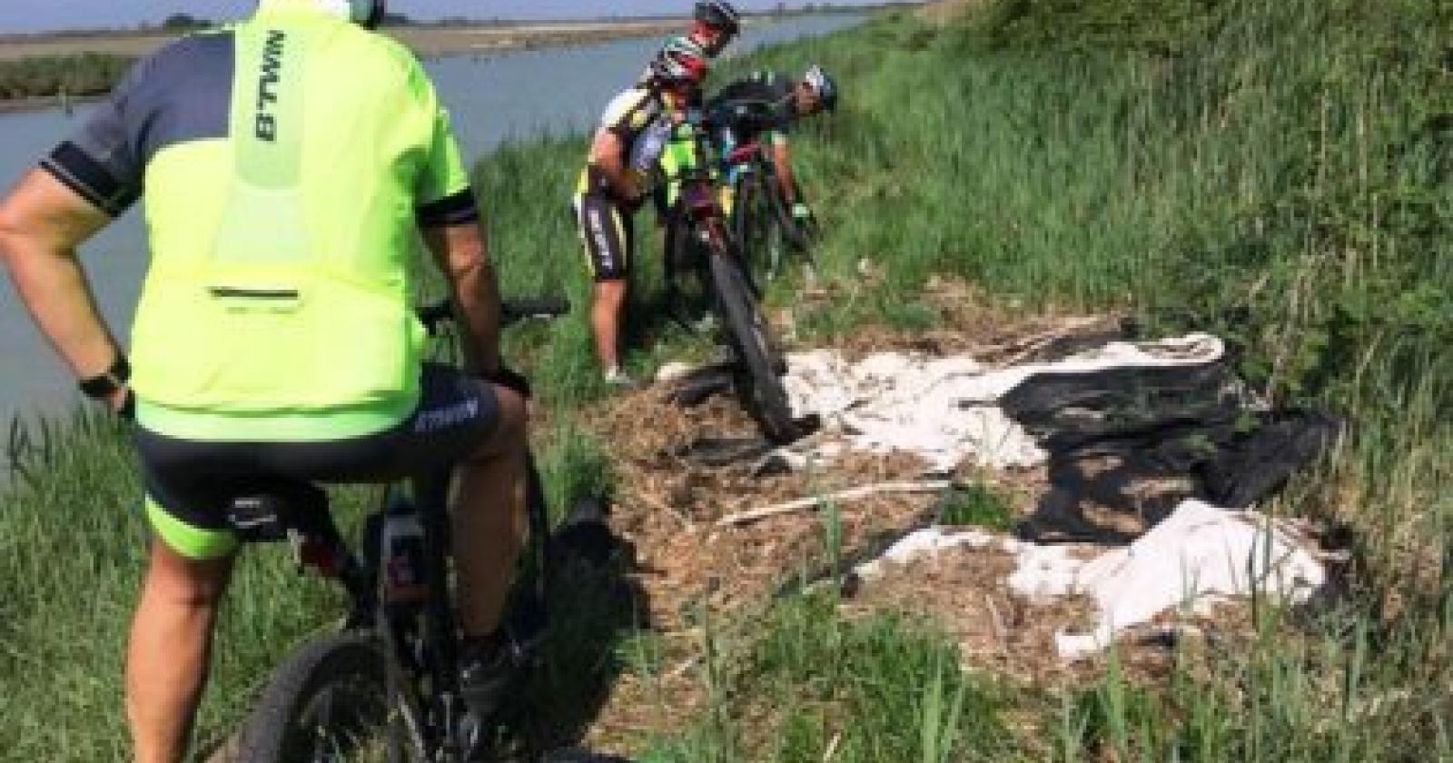 Appena riaperta, la ciclabile che porta al  vecchio faro è già impraticabile e pericolosa