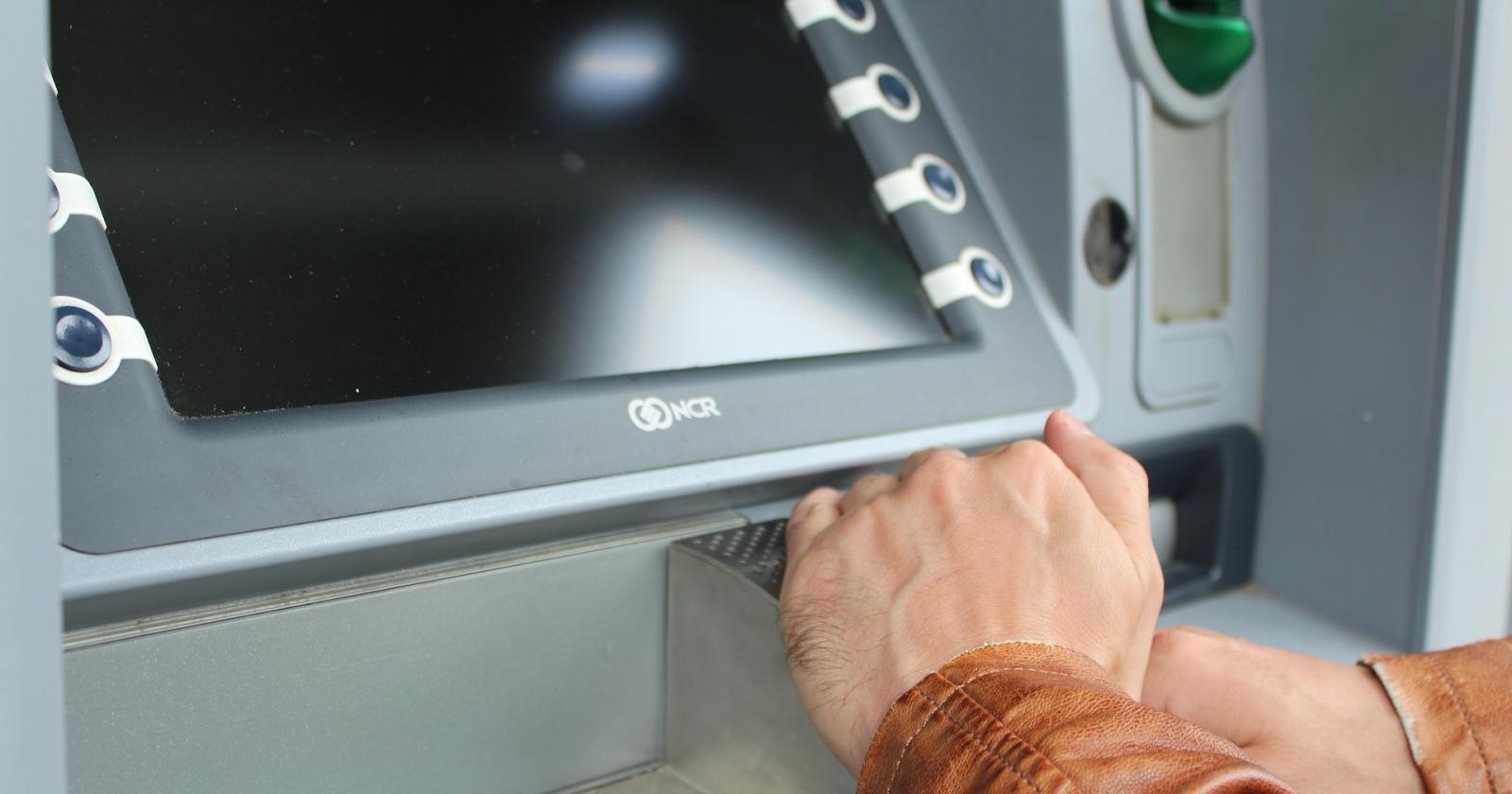 Furto al bancomat della Coop, chiesta la condanna per sei persone
