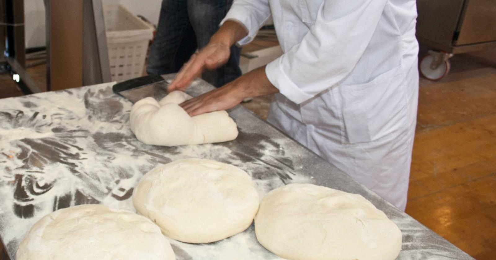 La mano nell'impastatrice: amputate le dita ad un panettiere