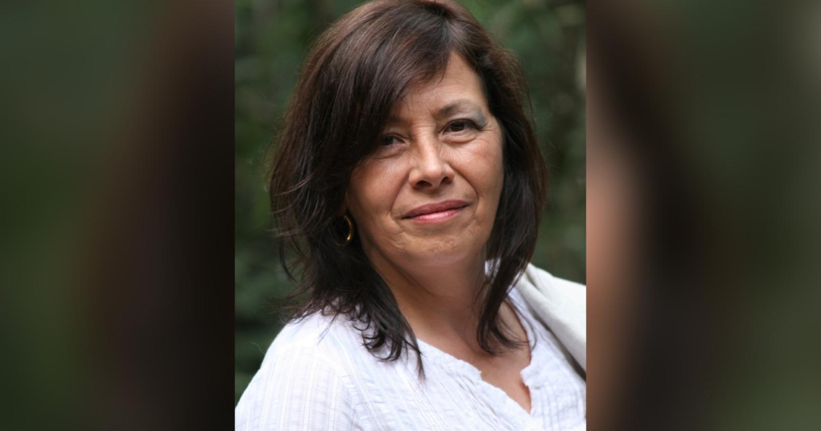 Elena Suman si presenta all’ora dello spritz