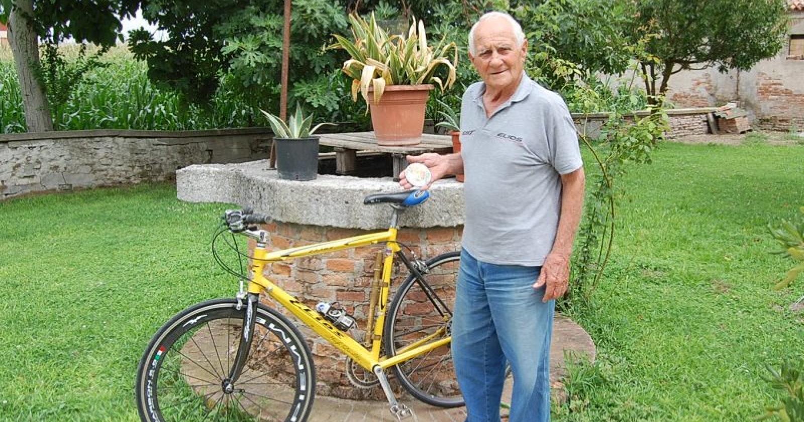 Compie 91 anni il ciclista Arrigo Padovan