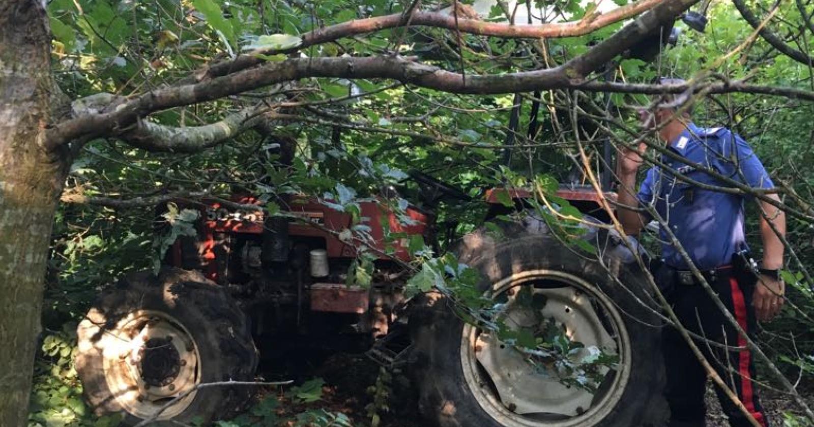 Muore schiacciato dal trattore a 38 anni