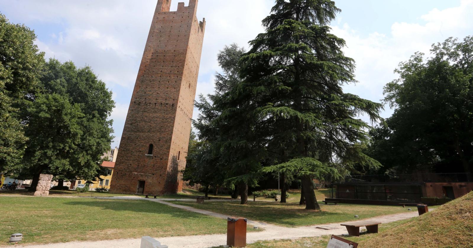 Ancora uno stop per gli eventi nei giardini delle torri