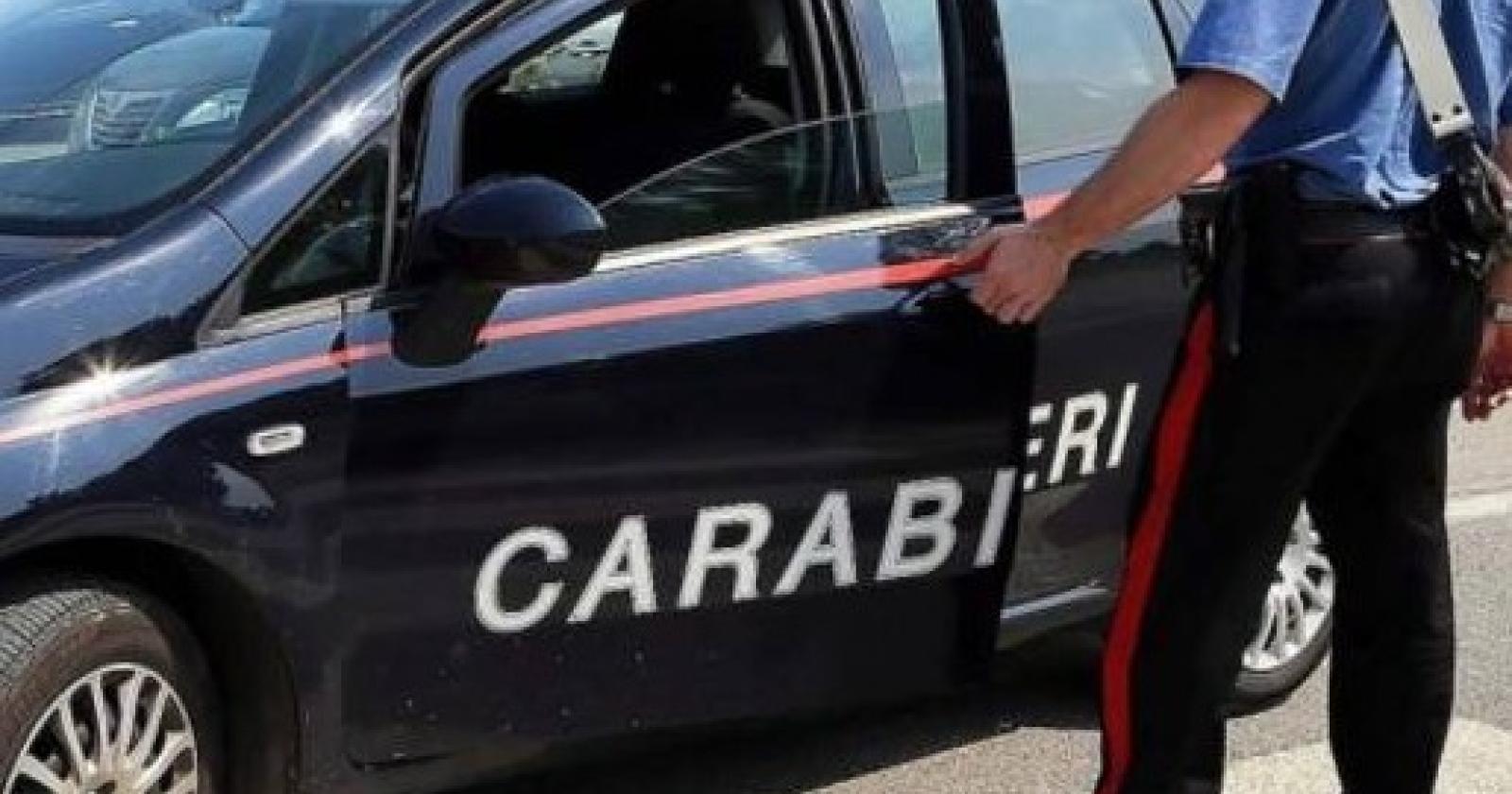 Ruba dalla cassa,  è incastrato dalla telecamere