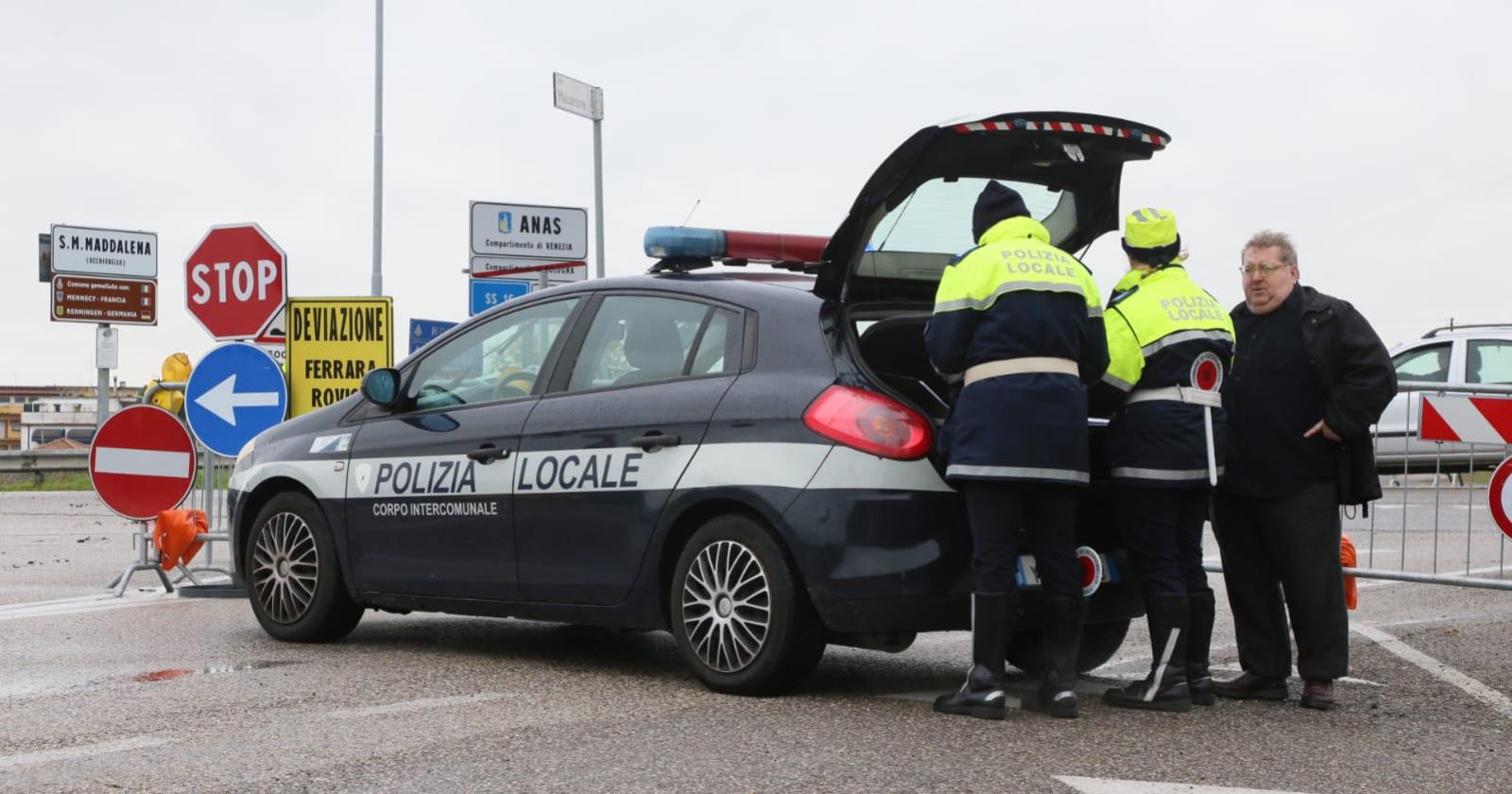 Argine chiuso nel weekend, decine di multe ai trasgressori