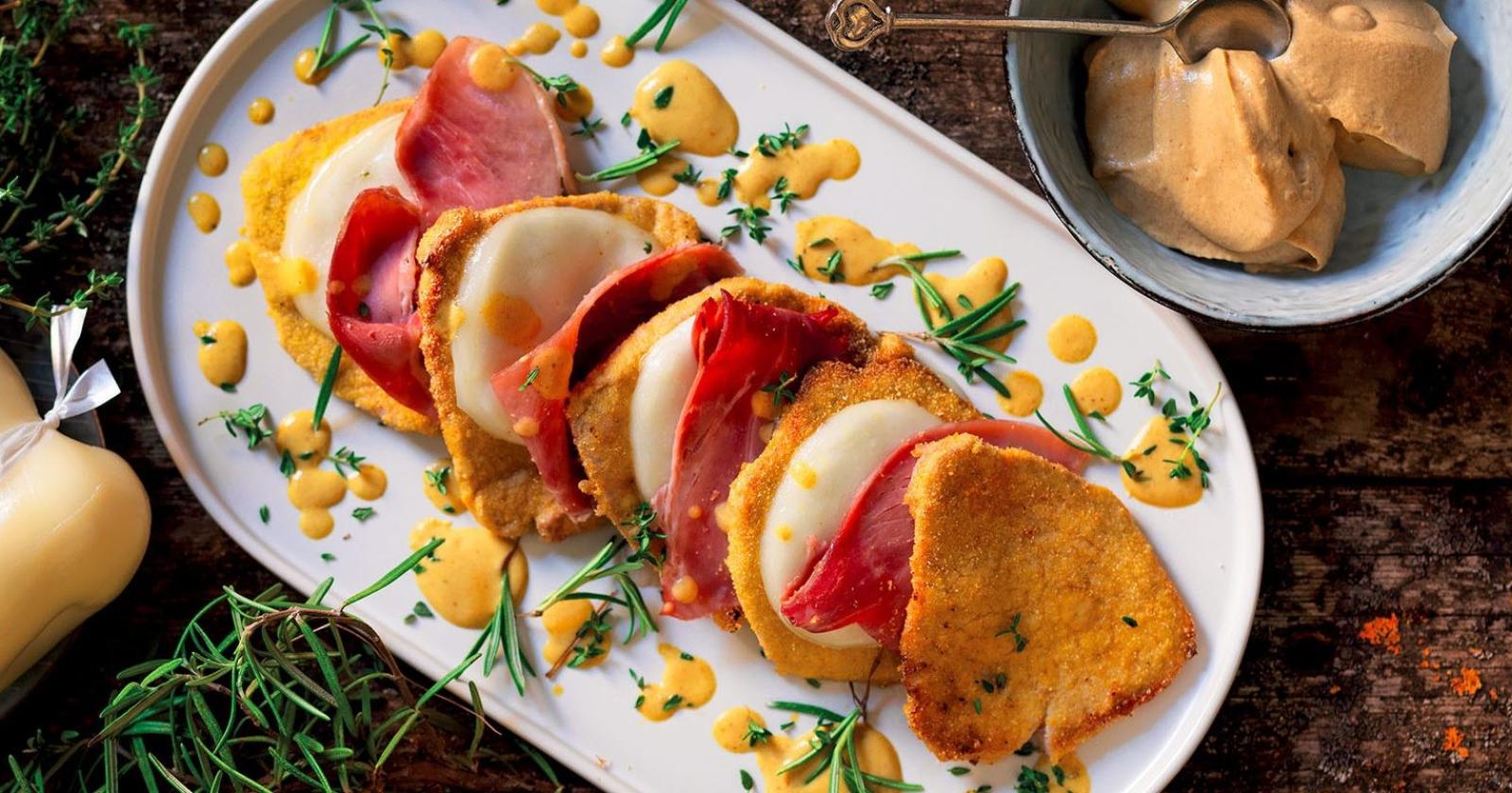 Scaloppine con prosciutto e formaggio
