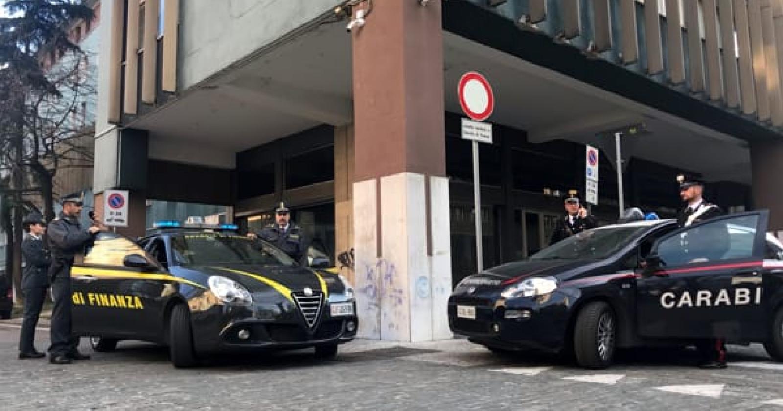 Scoperta la grande truffa delle auto di lusso