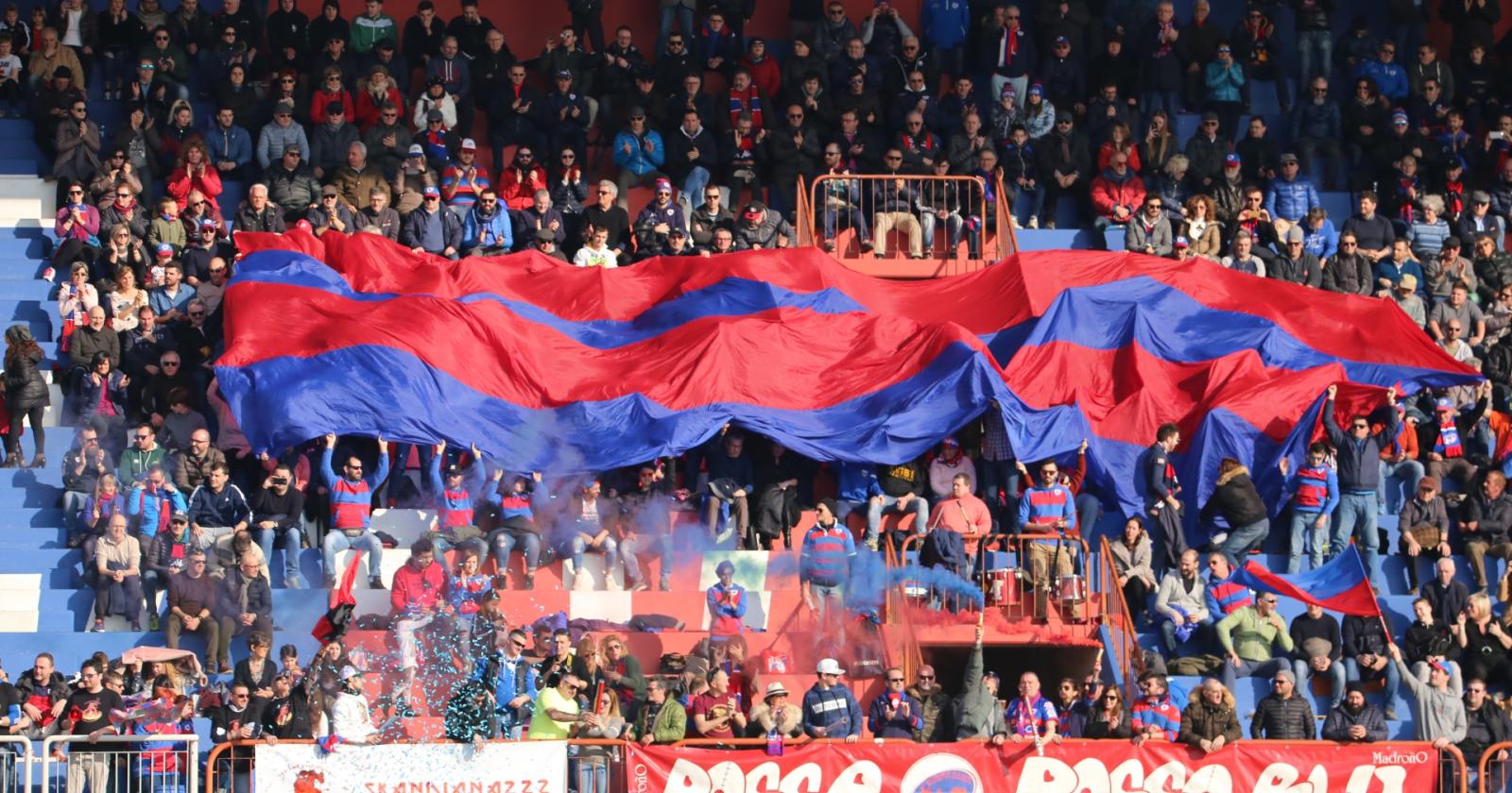 I Bersaglieri rifilano otto mete alle Fiamme Oro