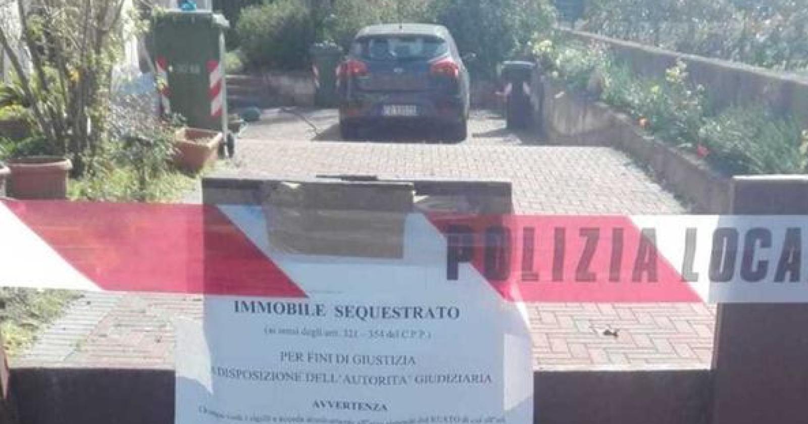 Insegnante trovata morta in casa