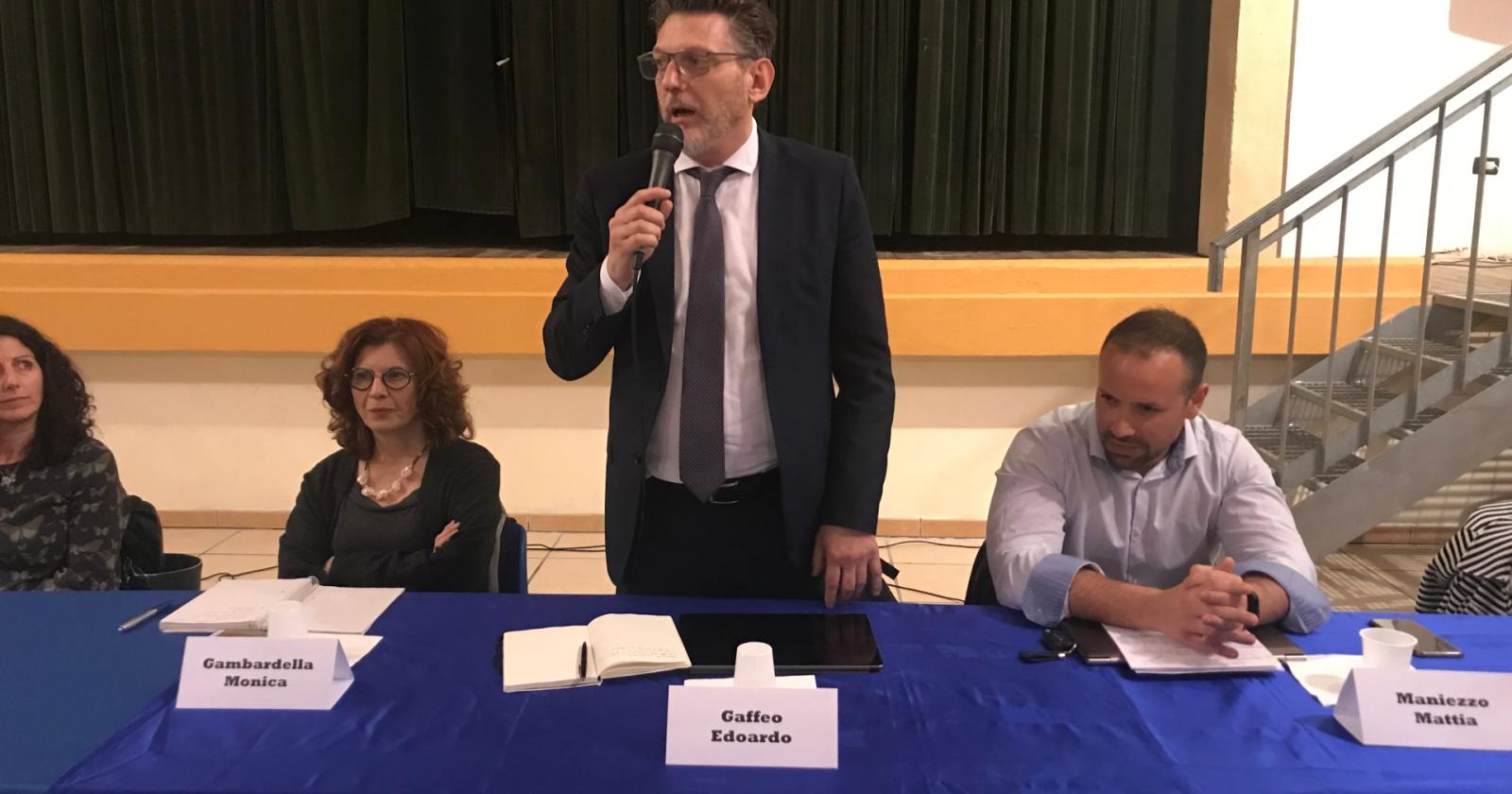 "Se divento sindaco fermo i mezzi pesanti"