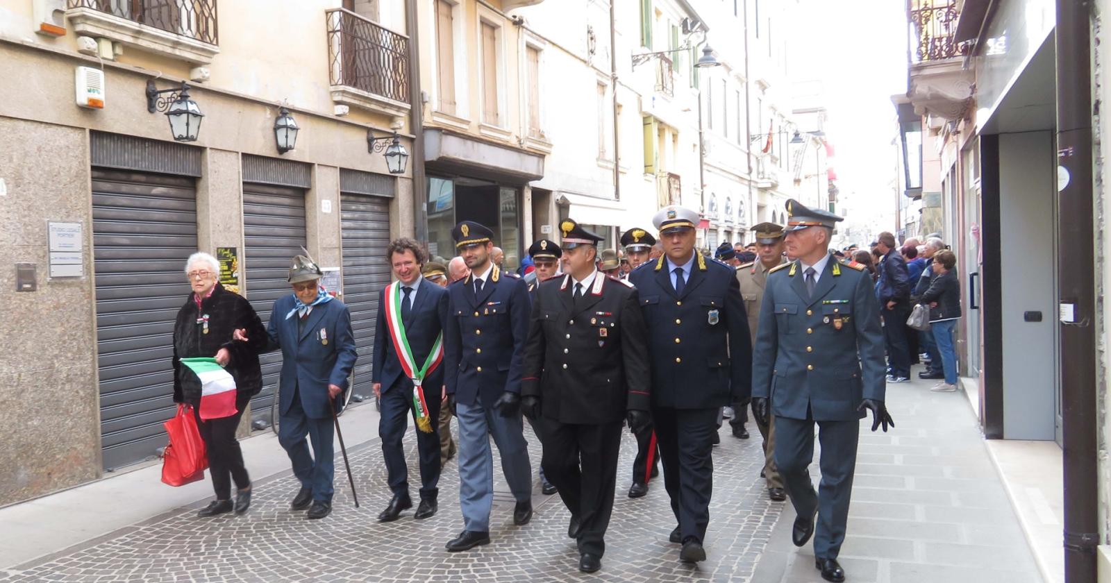 "Ferma condanna da parte dell'amministrazione"