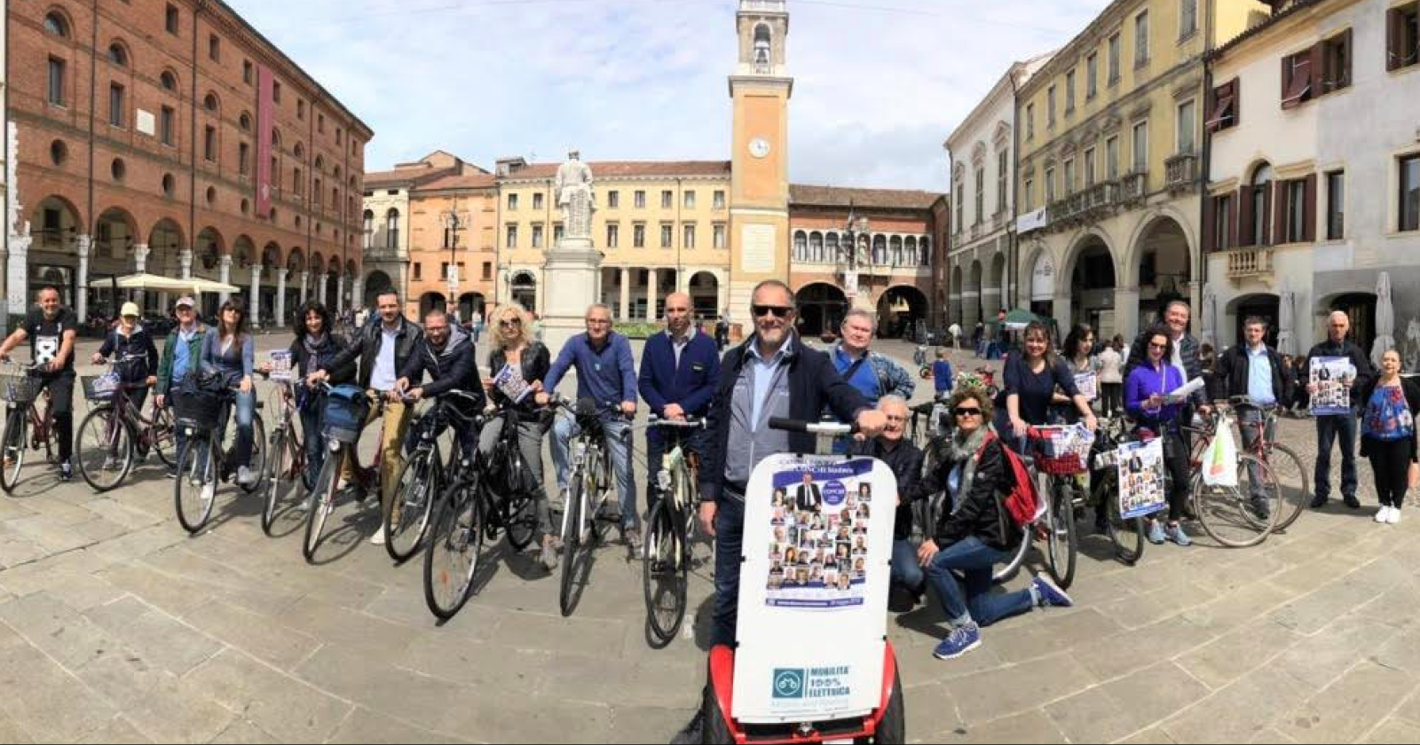 Campagna elettorale ecologica, in bicicletta