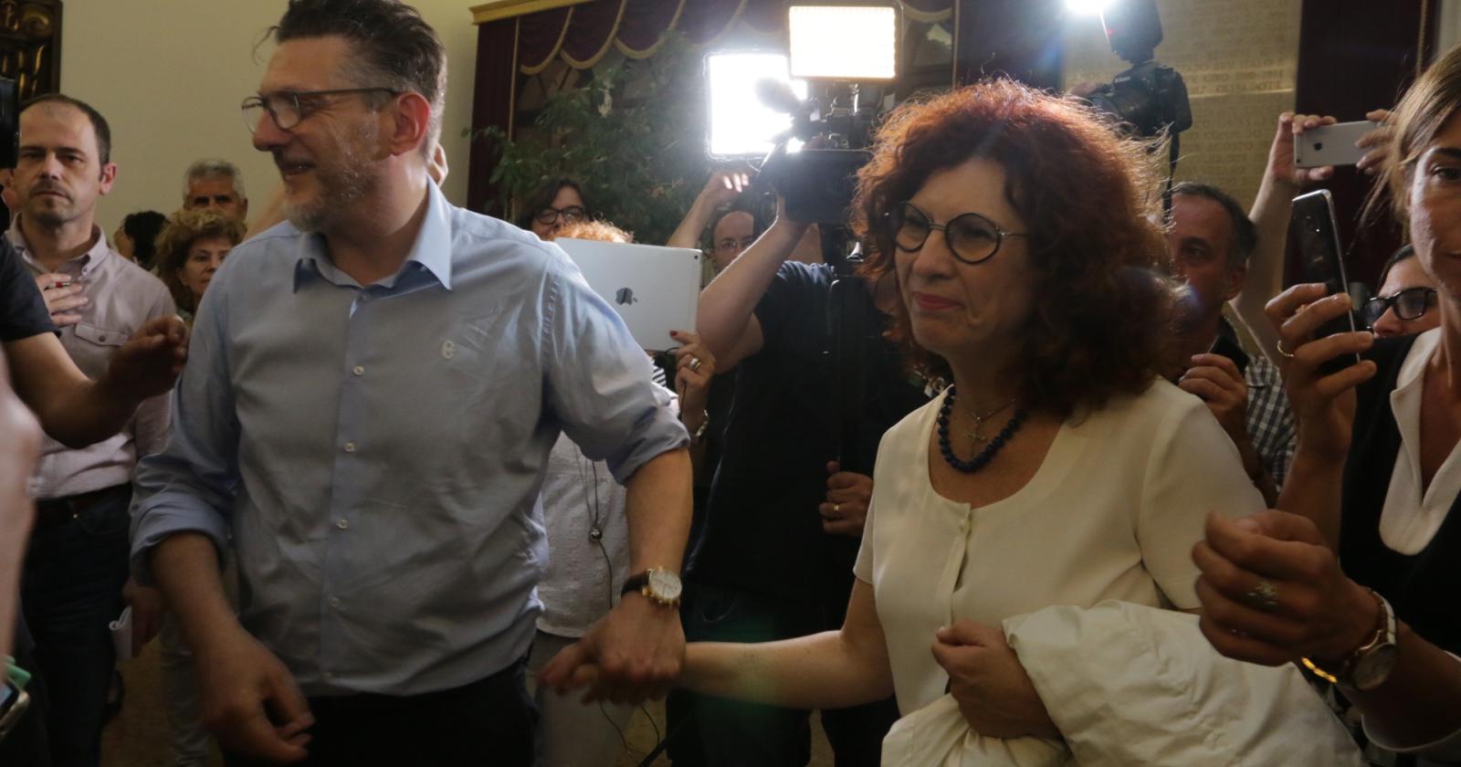 "Voi, 391 ignavi che non avete votato per me". E impazza la polemica