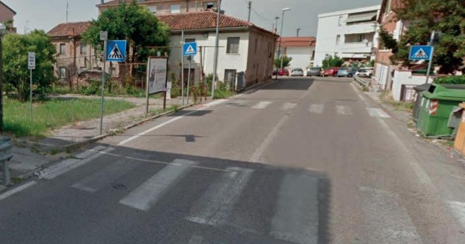 "Incrocio pericoloso: servono le strisce, e non solo"