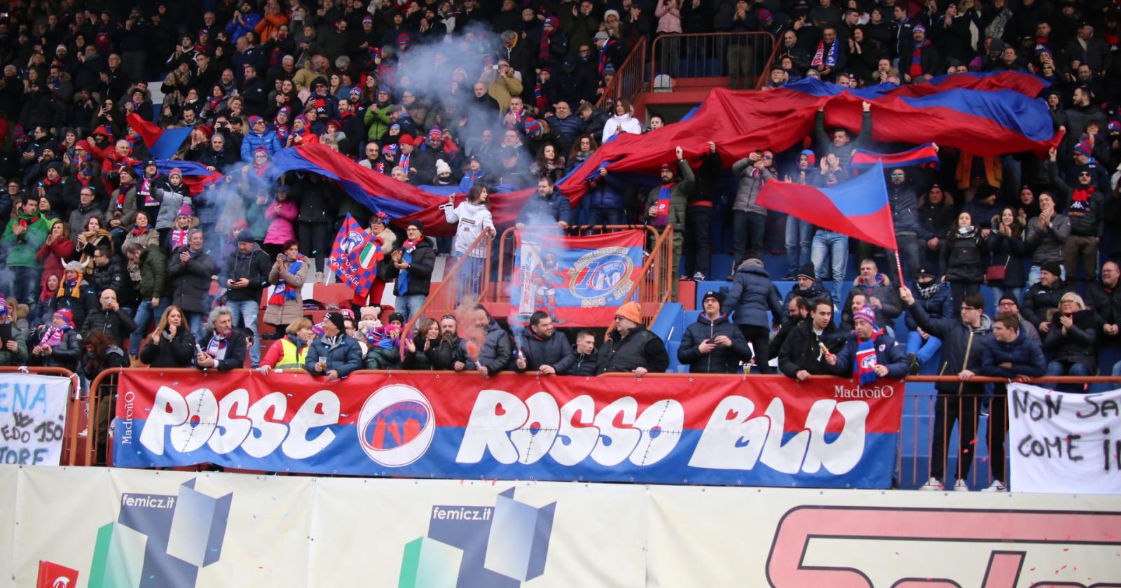 I Bersaglieri salutano Thomas