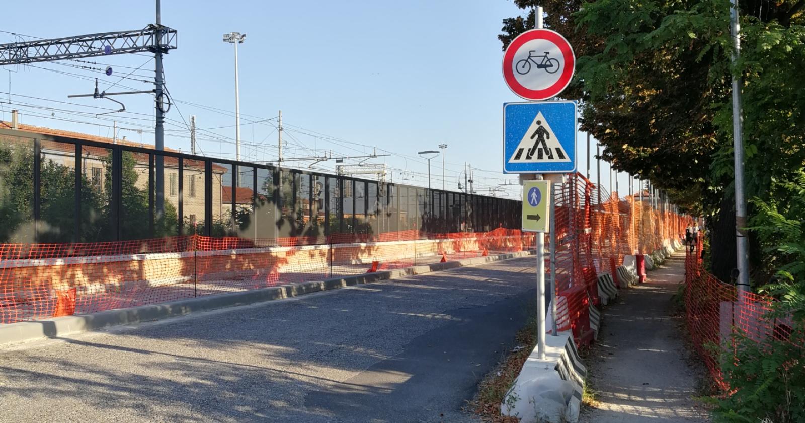 "I ciclisti da dove dovrebbero passare?"