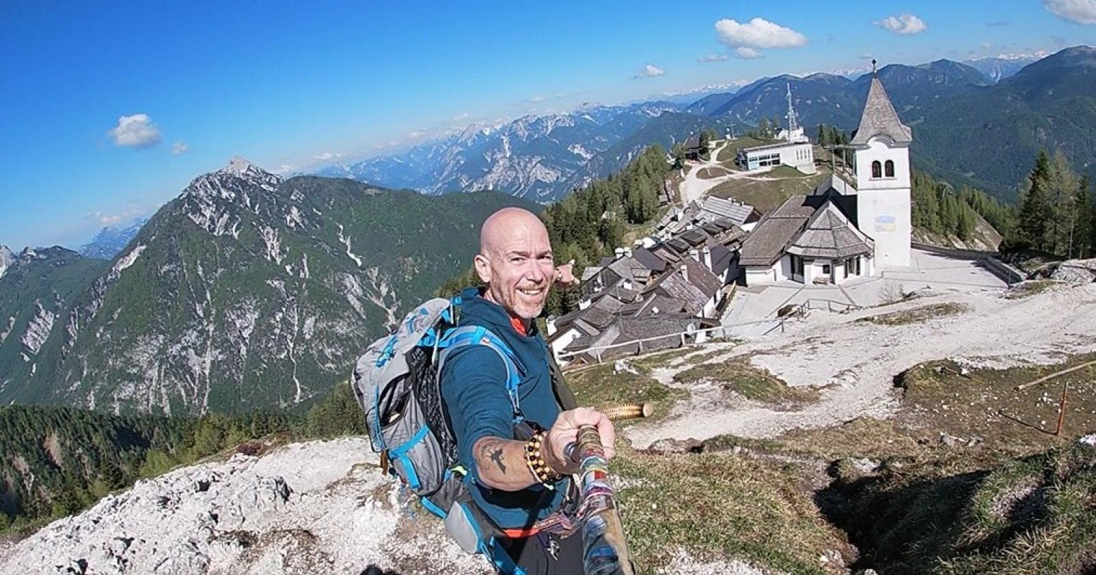 Malato di cancro, cammina per 13mila chilometri. "Sono ancora qui"