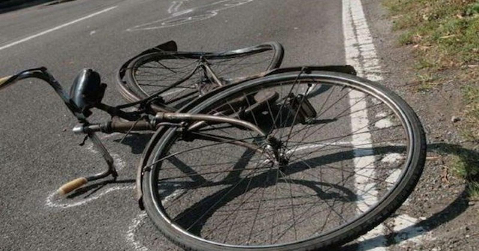 Travolto in bici, muore anziano conosciuto in Paese