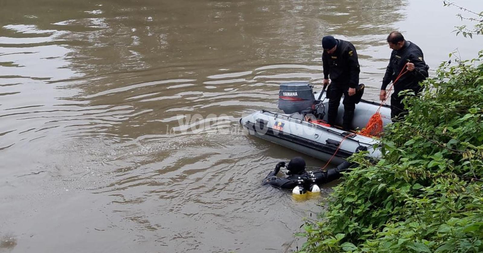 Si scava e si draga per cercare il corpo di Samira