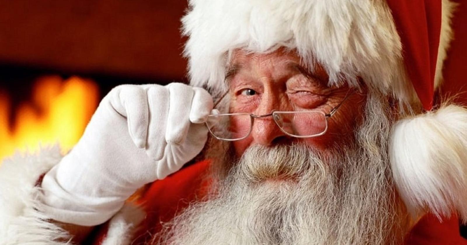 "Babbo Natale lasciato fuori dalla classe per non offendere le altre religioni"