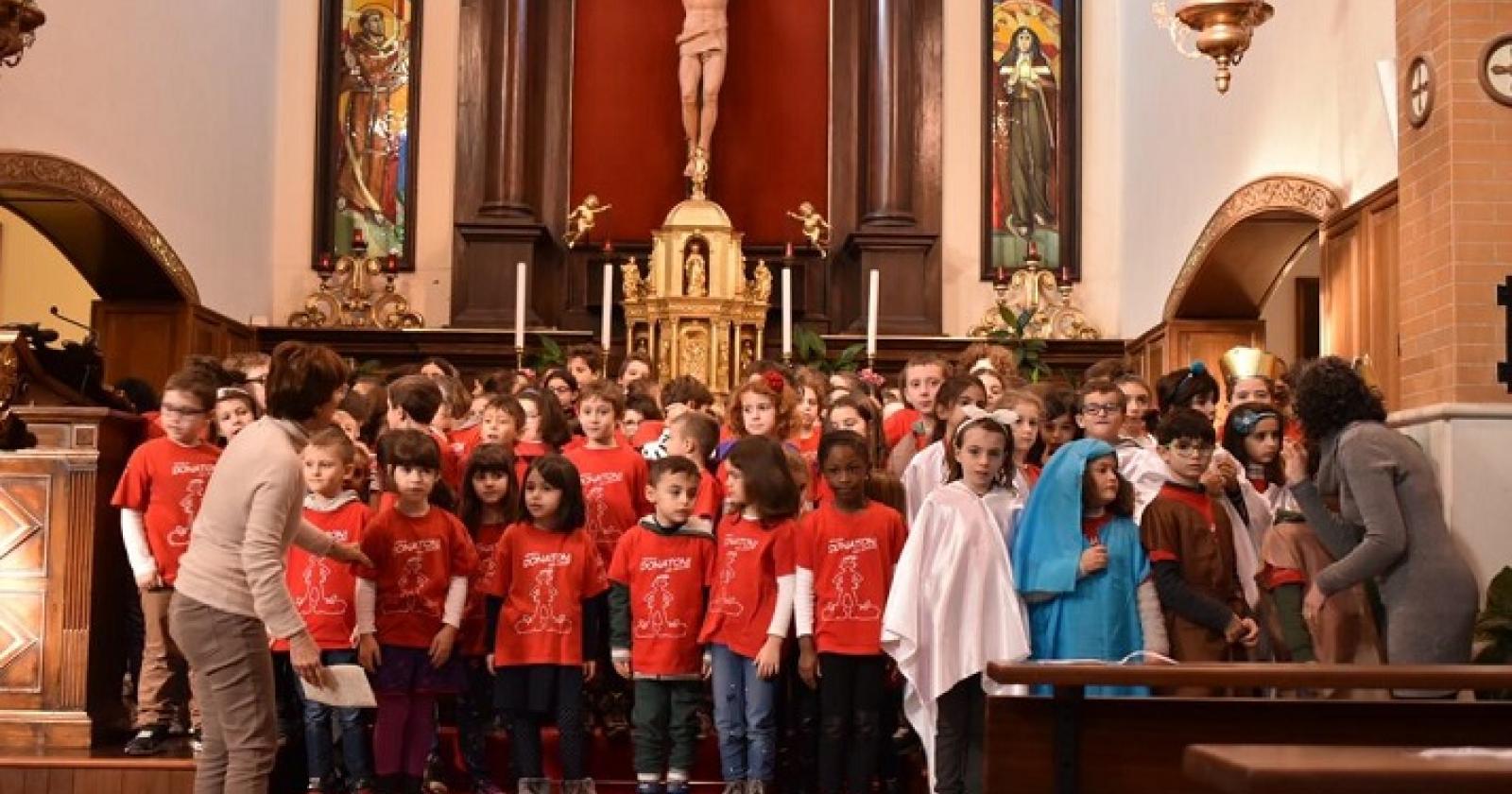 Sotto l'albero, una preghiera di fratellanza