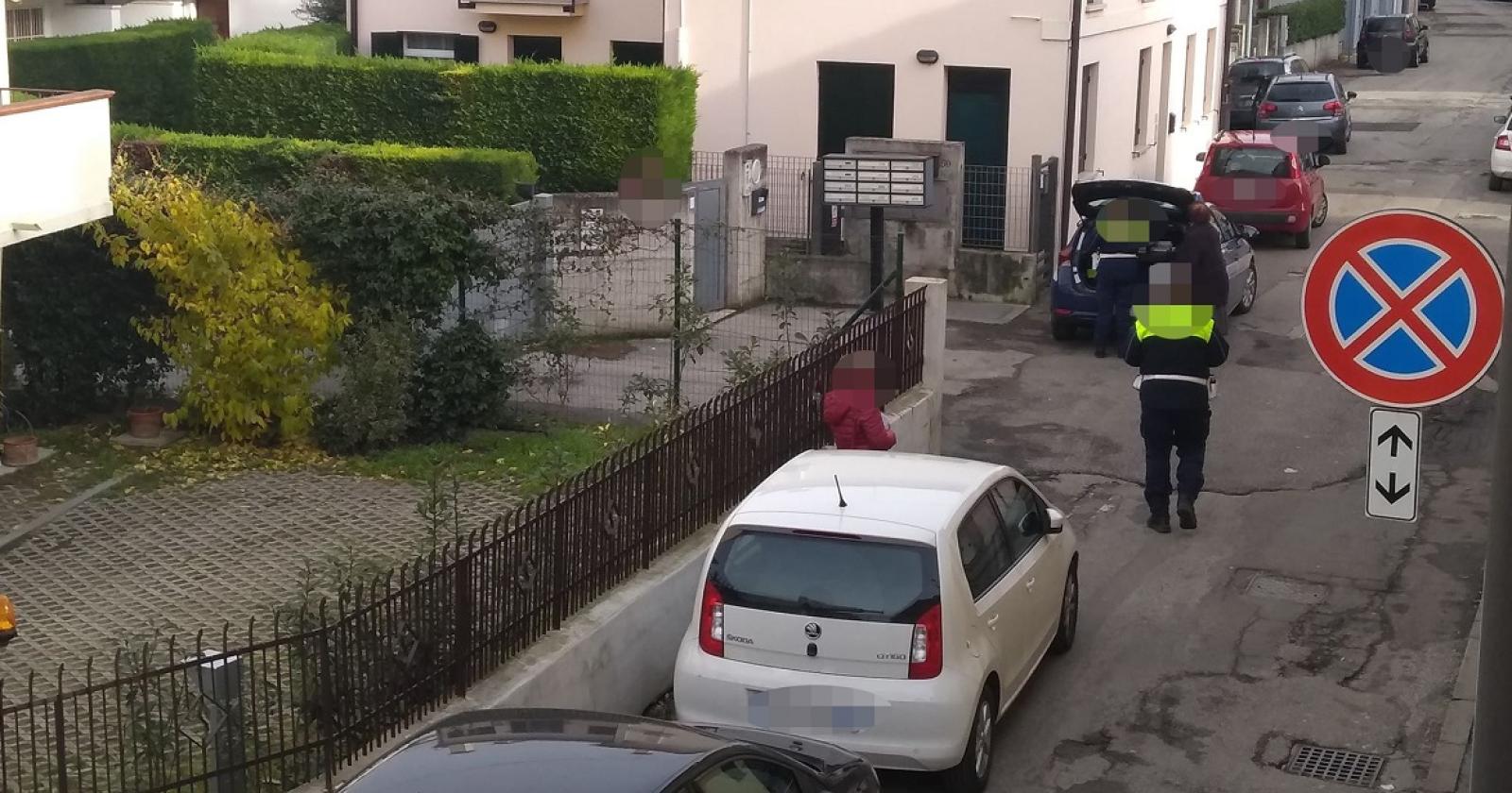 Dopo le multe, la gente si ribella ai vigili: tensione