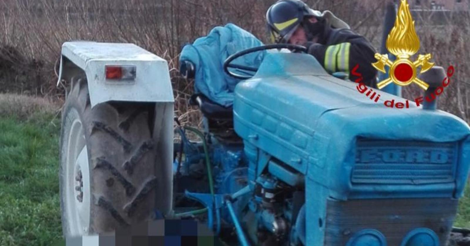 Anziano agricoltore muore schiacciato dal suo trattore